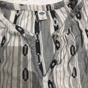 Black and white blouse/tank